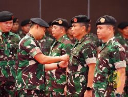 Kasum TNI Pimpin Sertijab Kapuspen TNI, Kapusjarah TNI, Kapusinfolahta TNI dan Kapus RB TNI