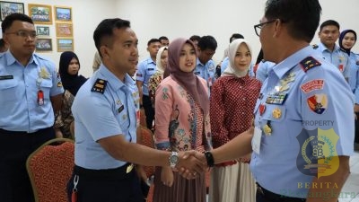 Danlanud Sultan Hasanuddin Berikan Nasihat dan Bimbingan Perkawinan Personel Sebelum Menikah