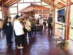 Panglima TNI Dampingi Presiden RI Tinjau Kawasan Wanagama Nusantara dan Resmikan Proyek Progresif di IKN