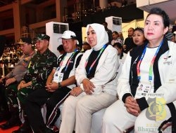 Panglima TNI Dampingi Presiden RI Buka Peparnas XVII Solo 2024