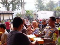 Polsek Kawasan Muara Baru Gelar “Jumat Berkah Berbagi”