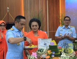 Danlanud Bersama Ketua PIA Ardhya Garini Cabang 7/D.II Sultan Hasanuddin Hadiri Peringatan HUT PIA Ardhya Garini ke-68