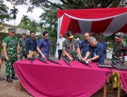 Panglima TNI Tinjau dan Uji Senjata Produk PT. Pindad