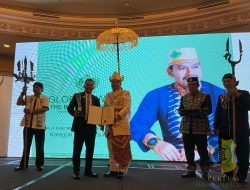 Maharaja Mulawarman Menobatkan Ketut Abid Halimi sebagai Motivator Paling Berpengaruh