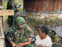 Satgas Yonif 715/Mtl Gelar Pelayanan Kesehatan kepada Masyarakat di Papua