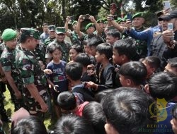 Panglima TNI Salurkan Bantuan Kendaraan dan Materiil