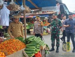 Dandim Mimika Bersama Forkopimda Pantau Stabilisasi Harga Sembako