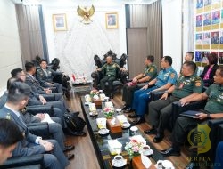 Kasum TNI Terima Kunjungan Kepala Staf Digital Intelijen Militer Singapura