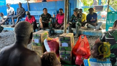 Dansatgas TMMD 124 Kodim 1710/Mimika Berikan Bantuan