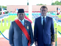 Panglima TNI Sambut Kunjungan Presiden RI Bersama Presiden Prancis ke Akmil