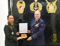 Panglima TNI dan Panglima Angkatan Bersenjata Belanda Bahas Peningkatan Kerja Sama Militer