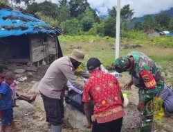 Babinsa Koramil 1710-05/Jila Bersama Puskesmas Berikan Layanan Kesehatan Kepada Masyarakat