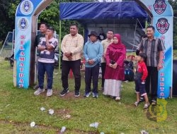 Ketua Plt. KONI Pesisir Selatan Bersama Wali Nagari Pasar Bukit Hadiri Penutupan Trofeo U-17