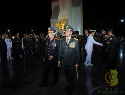 Panglima TNI Hadiri Upacara Ziarah Nasional Peringatan Hari Pahlawan 2025 di TMPNU Kalibata