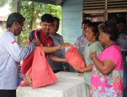 Stasiun Bakamla TBK Salurkan Paket Sembako Sambut HUT ke-20 Bakamla RI