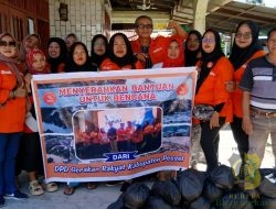 DPD Gerakan Rakyat Pesisir Selatan Beri Bantuan Sembako untuk Warga Terdampak Banjir