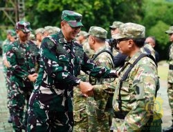 Kapuspen TNI Buka Pembekalan Awak Media Tentang Prosedur Kedaruratan di Daerah Rawan