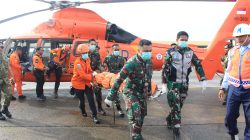 Satu Jenazah Korban Jatuhnya Pesawat ATR 42-500 Berhasil Dievakuasi ke Lanud Sultan Hasanuddin